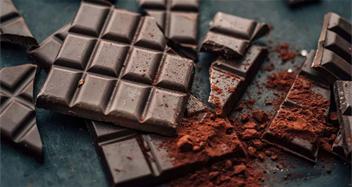 میزان مصرف روزانه شکلات تلخ چقدر باید باشد؟